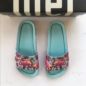 Mel mini Melissa beach slide